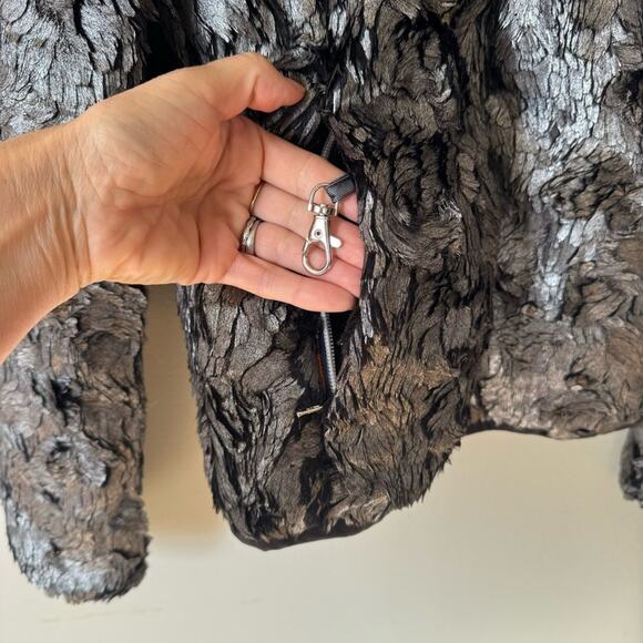 NWOT K-Way Lily Silver Metallic Faux Fur Thermal Zip up Jacket 7 / M Rare! - Picture 5 of 9